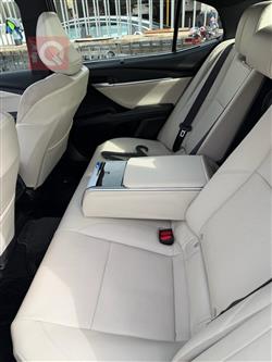 تۆیۆتا کامری